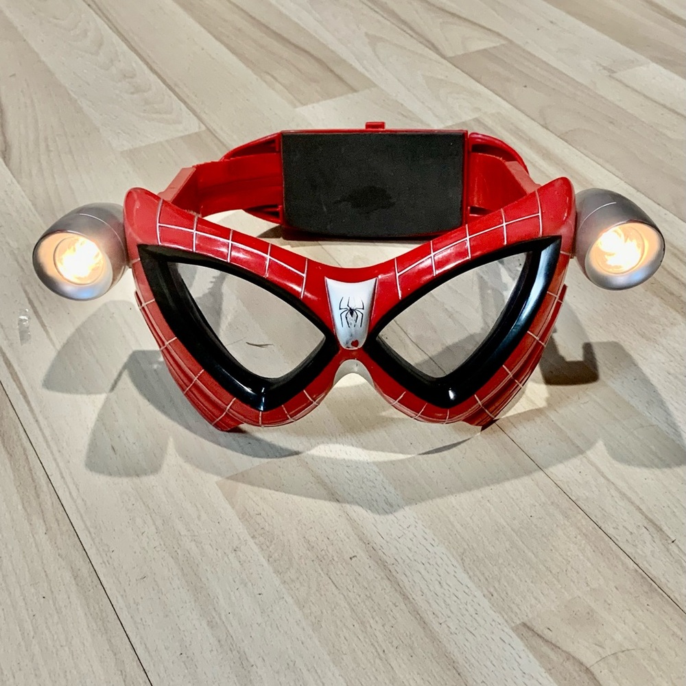 Marvel Spider-Man Red and Black Light-Up Goggles